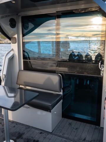 g force 10 aft deck area