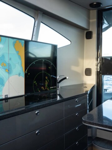 g force 10 pop up tv in kitchen v2